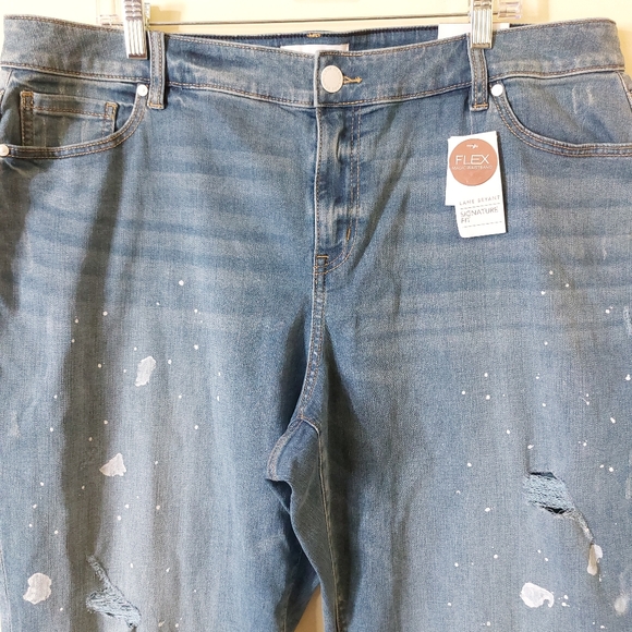 Lane Bryant NWT Light Wash Paint Splatter Signature Fit Boyfriend Capri Jeans 18 - Picture 3 of 15